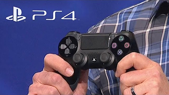 [Image: PS4_Manette2.jpg]