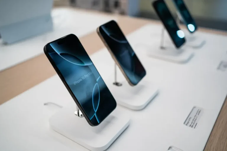 Global Smartphone Market Sees a Rough Q2 in 2026